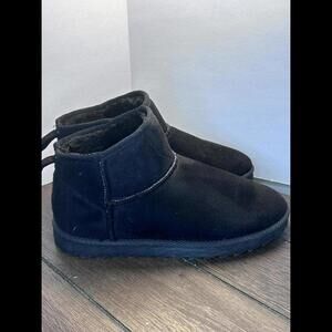 NWOT Just Be Black booties women's‎ size 7/8